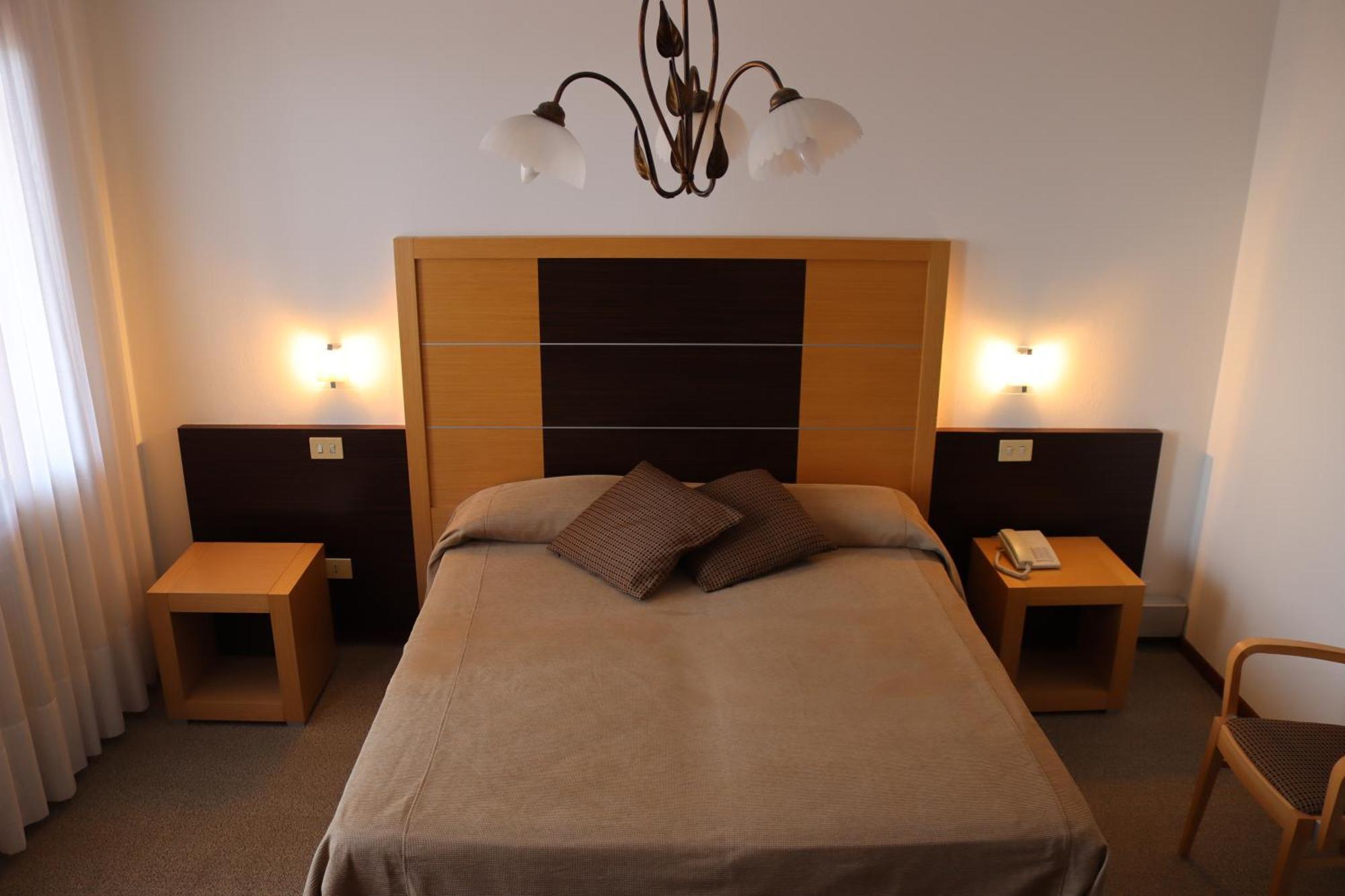 Albergo Alla Pineta Montebelluna Extérieur photo